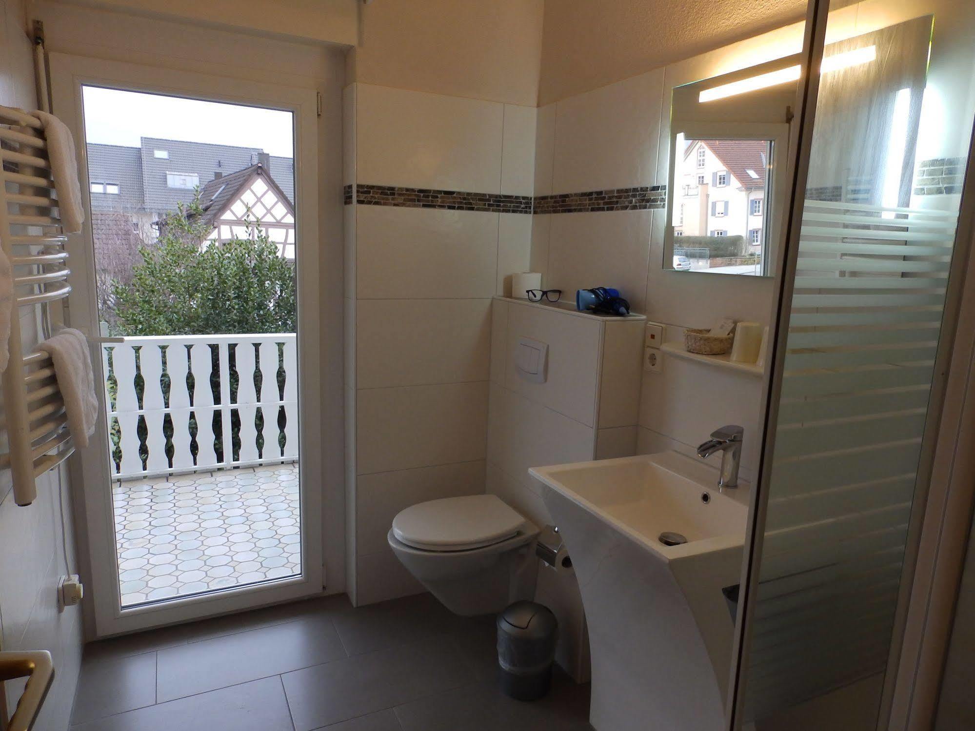 H41 Inn Hotel Garni Freiburg (Adults Only) Gundelfingen  Dış mekan fotoğraf