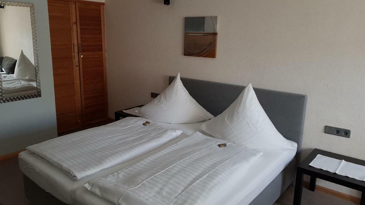 H41 Inn Hotel Garni Freiburg (Adults Only) Gundelfingen  Dış mekan fotoğraf